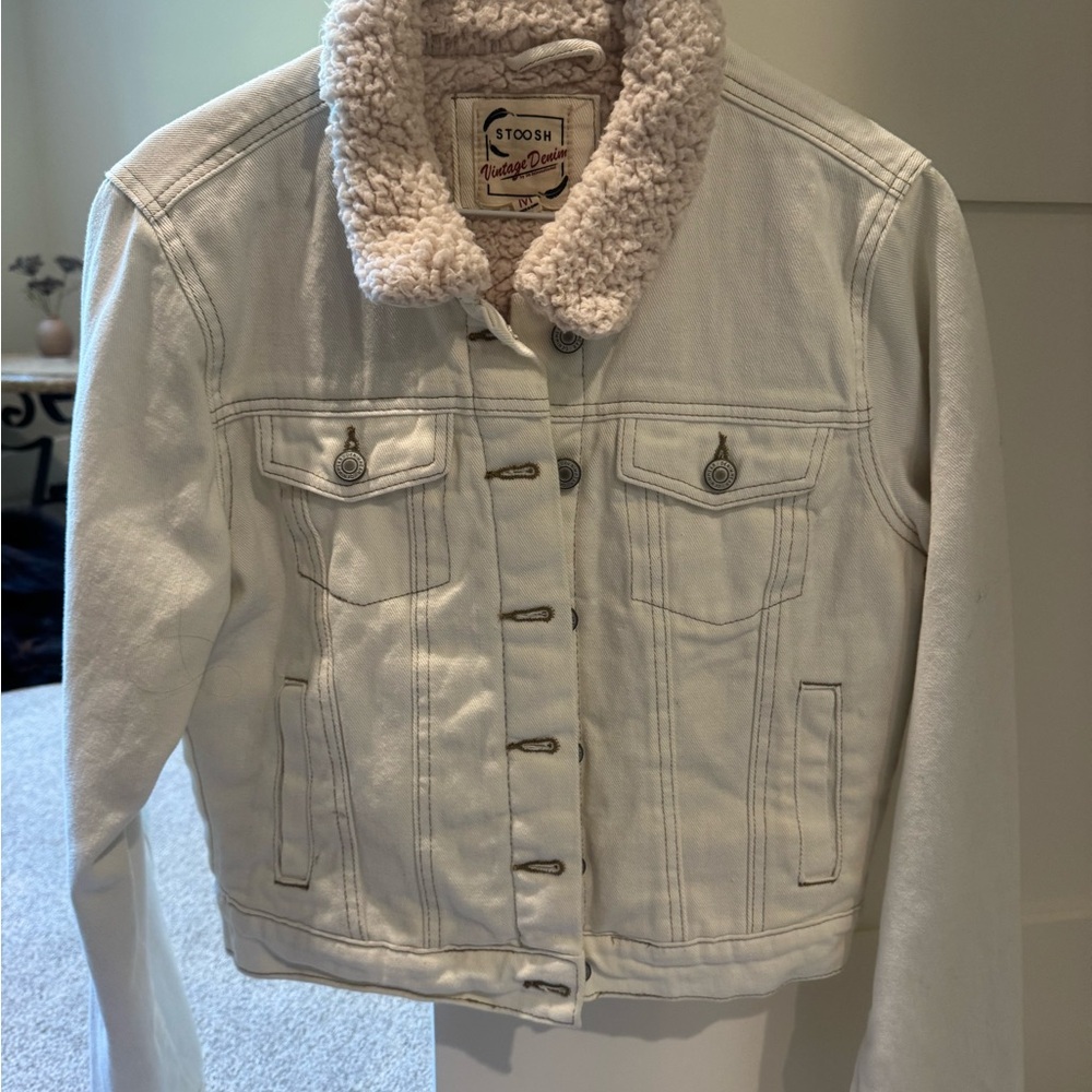 Stoosh Women's Off-White Sherpa Collar Denim Jacket